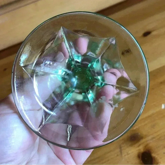 Last Supper Vintage Indiana Tiara Green Glass Chalice Goblet - Picture 5 of 7
